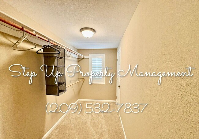 Building Photo - LIMITED-TIME MOVE-IN SPECIAL – Receive Your First Two Weeks FREE!