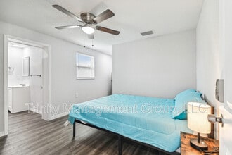 Building Photo - 10033 Brunswick Ln