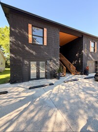 Building Photo - 6920 Northside Dr