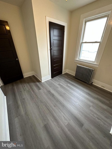 Building Photo - 2525 1/2 Edgemont Street Unit