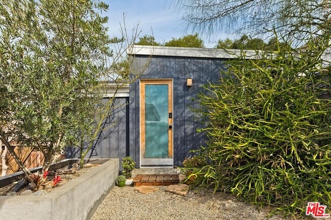 Building Photo - 3121 Verdugo Pl