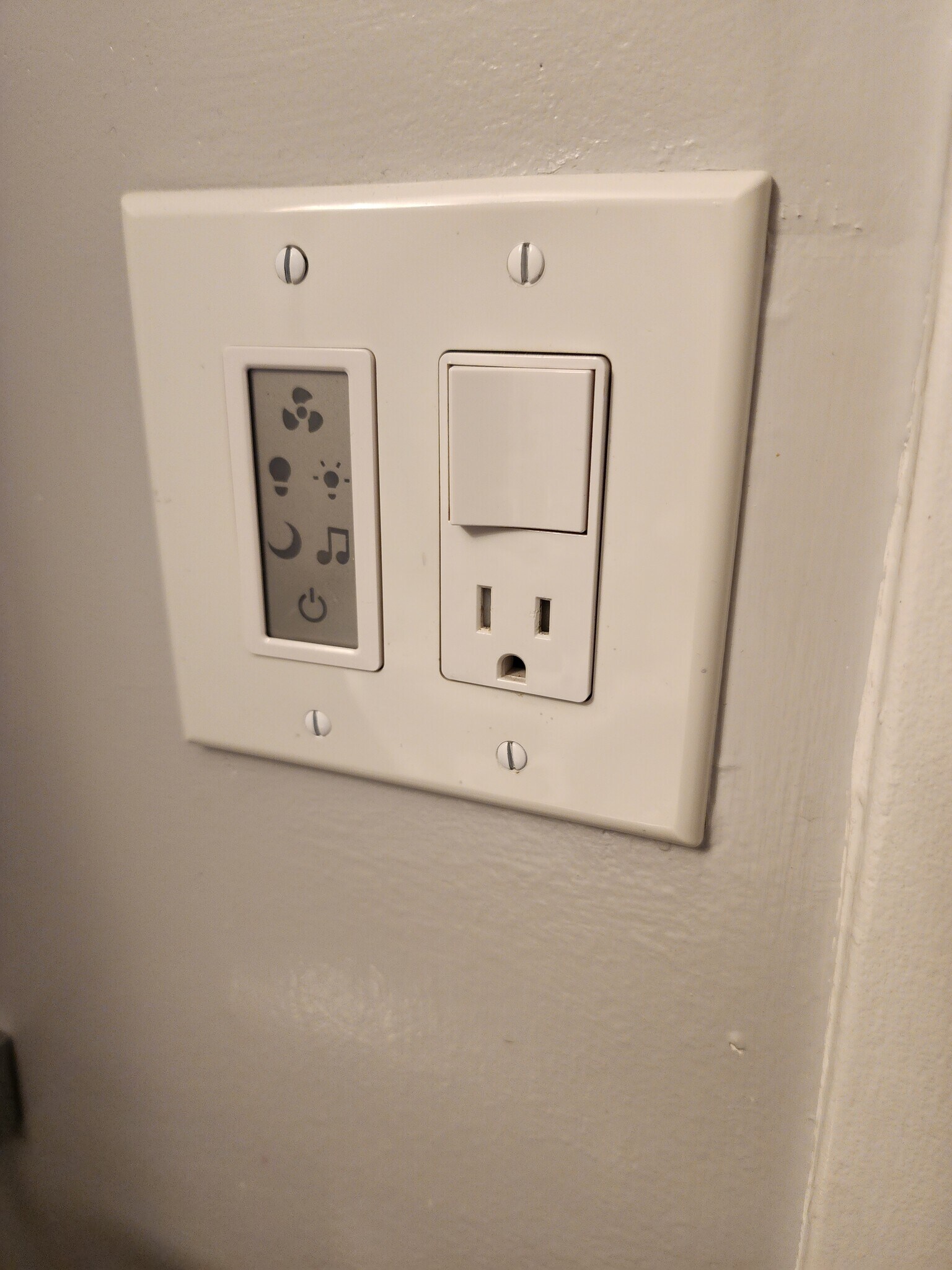 Building Photo - 301 N Beauregard St