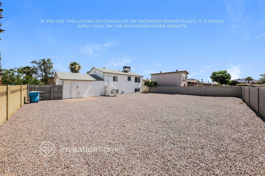 Building Photo - 3807 W Columbine Dr