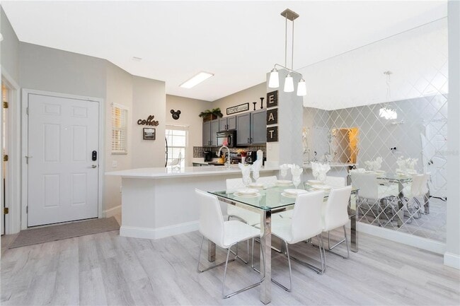 Building Photo - 8553 Crystal Cove Loop