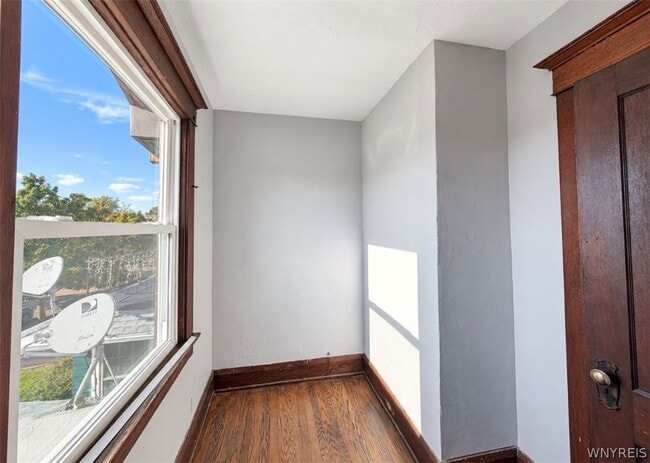 Building Photo - 9 Lovering Ave