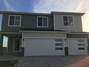 Building Photo - 4559 Blue Stem Way