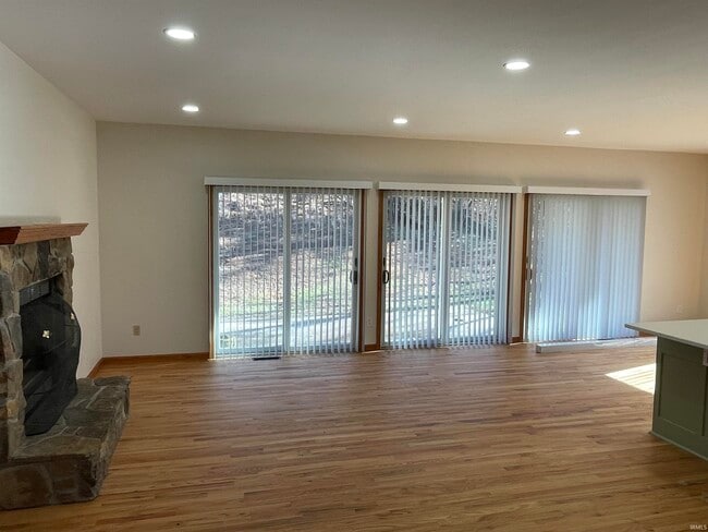 Building Photo - 5893 S Black Ankle Rd