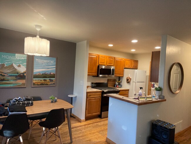 Building Photo - 2938 Warbler Way