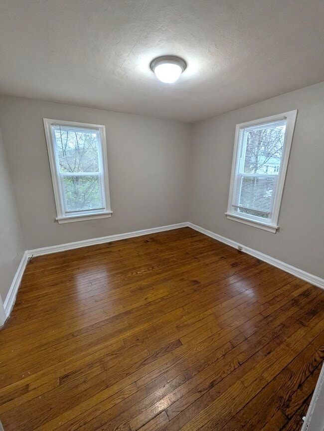 Building Photo - Single Family Charmer in Jennings - Sectio...