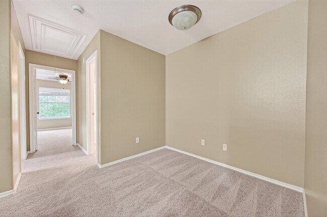 Building Photo - 54 Blue Creek Pl