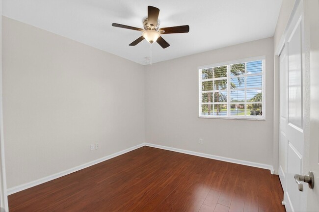 Building Photo - 7409 Sarentino Ln
