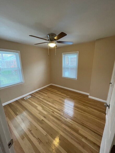 Building Photo - 324 Brinton Ave