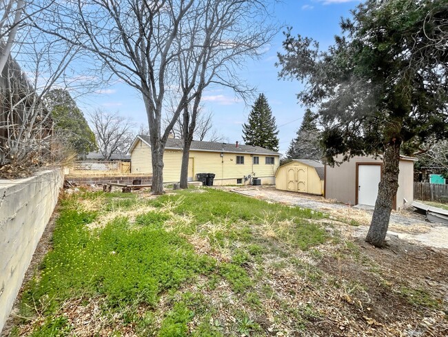 Building Photo - 3712 Windsor Ave