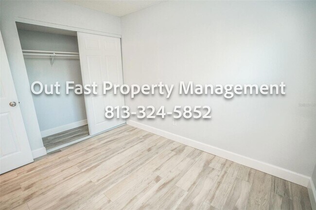 Building Photo - 11312 N 52nd St