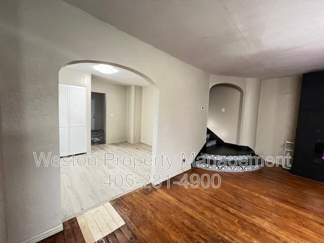 Building Photo - 3116 NW 12th St