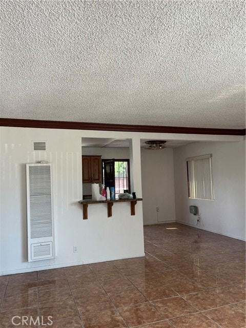 Building Photo - 22731 Kinard Ave