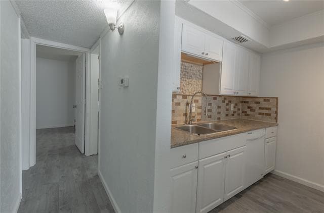 Building Photo - 709 Arrowhead Cir