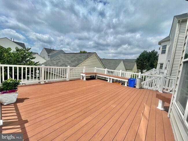 Building Photo - 23110 Mistflower Dr