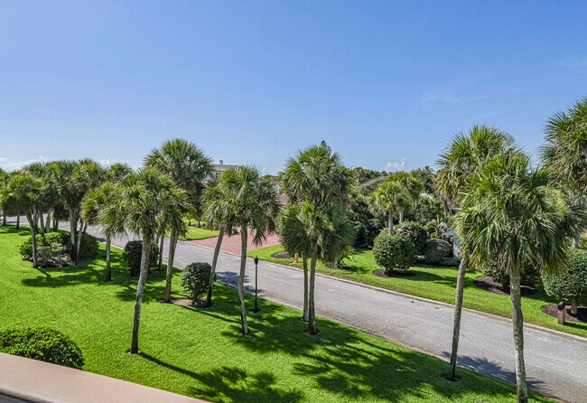 Building Photo - 5300 Jimmy Buffett Mem Hwy
