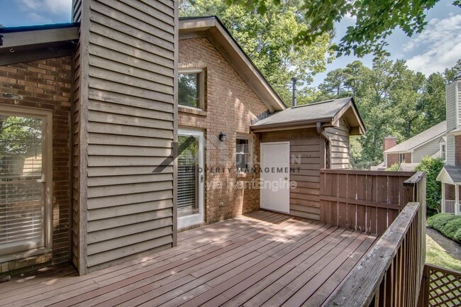 Building Photo - 5500 Fortunes Ridge Dr