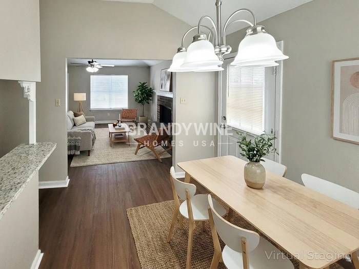 Building Photo - 5962 Cottage Hill Dr