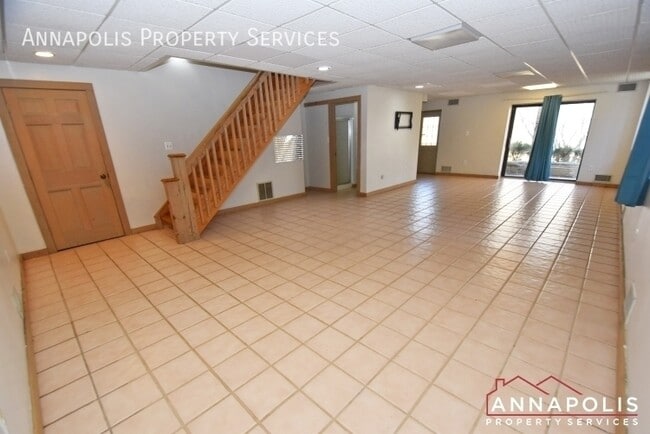 Building Photo - 1810 View Top Ct