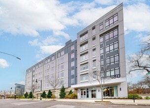 Building Photo - 180 Telford St