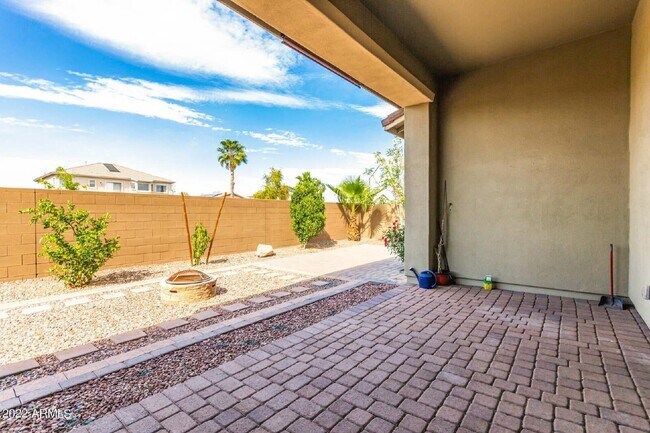 Building Photo - 13784 W Sarano Terrace