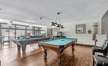 Building Photo - Spacious 1bdrm living room and bedroom with large picture windows bringing in lots of natural light.