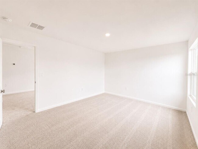 Building Photo - 6213 Botticella Blvd