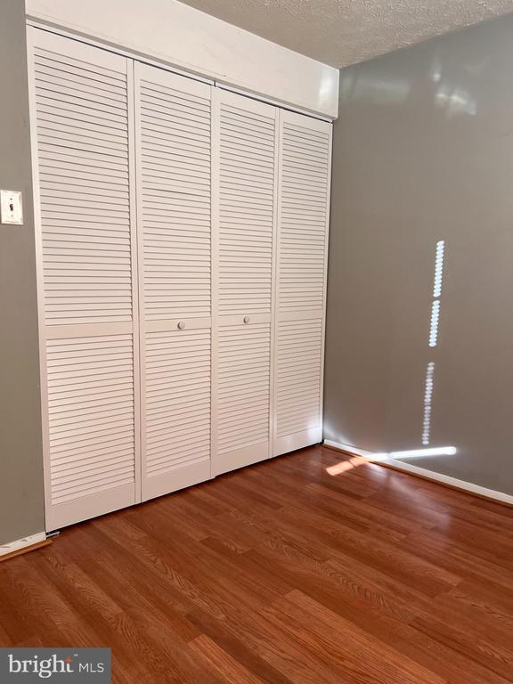 Building Photo - 8104 Willowdale Ct