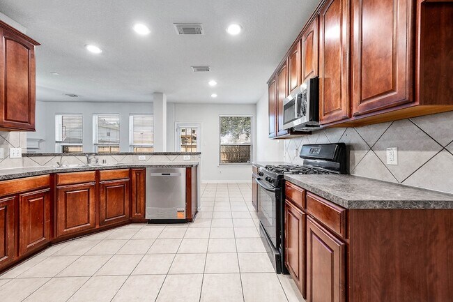 Building Photo - 2032 Creek Shore Ln