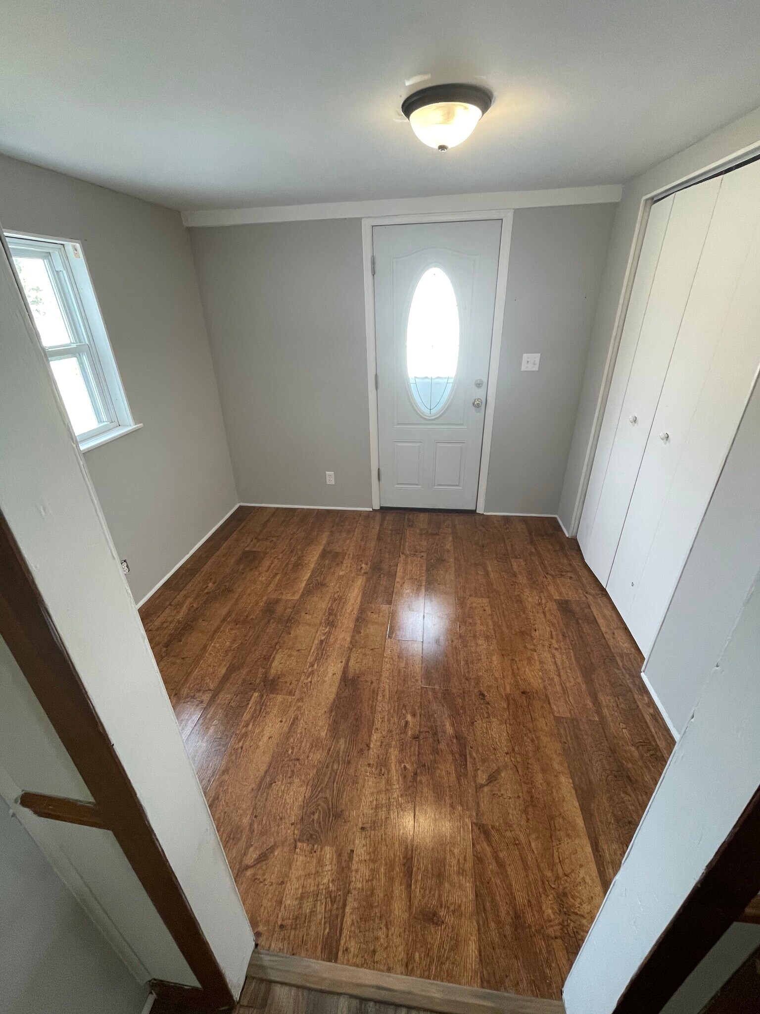 Mudroom - 3913 Evergreen Ave SE