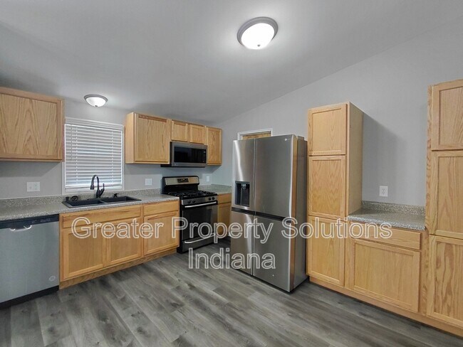 Building Photo - 2870 Vigo St