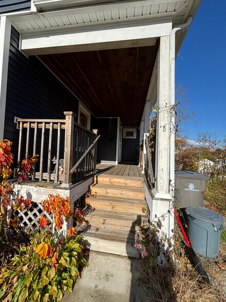 Building Photo - 5 Concord Terrace