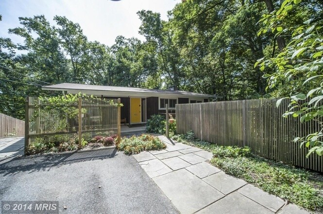 Building Photo - 20 Crest Park Ct