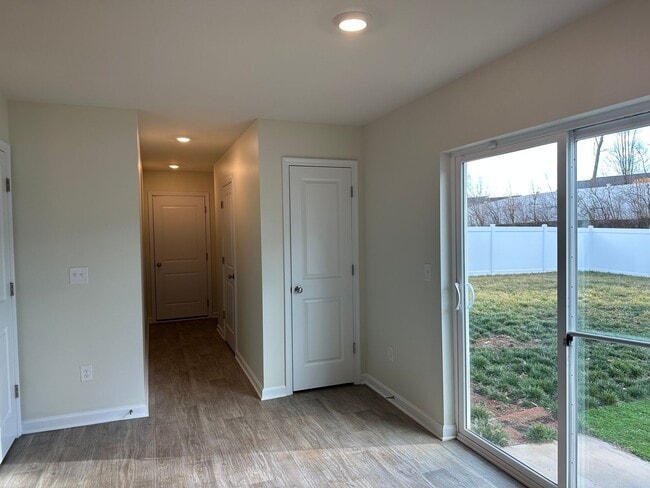 Building Photo - CLARKE COUNTY RENTAL in Shenandoah Crossing HOA