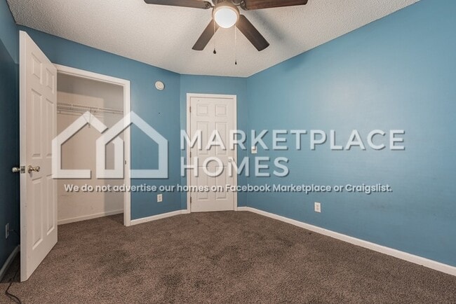 Building Photo - 1700 Crabtree Cir