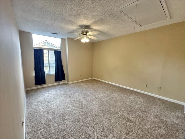 Building Photo - 2665 Windy Hill Pl