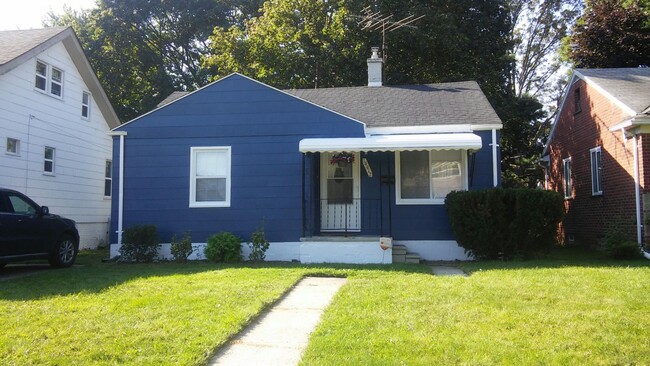 Primary Photo - 2/1 brick Home CALL DIANA FOR A SHOWING AT...