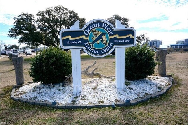 Building Photo - 9512 25th Bay St