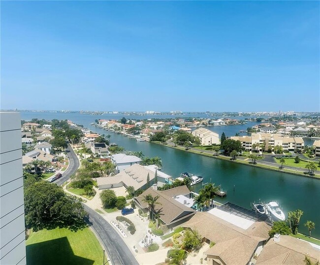 Building Photo - 5950 Pelican Bay Plaza S