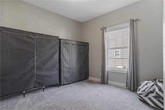 Building Photo - 341 Alexis Ln