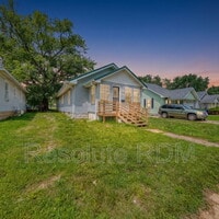 Building Photo - 1308 E Taylor St