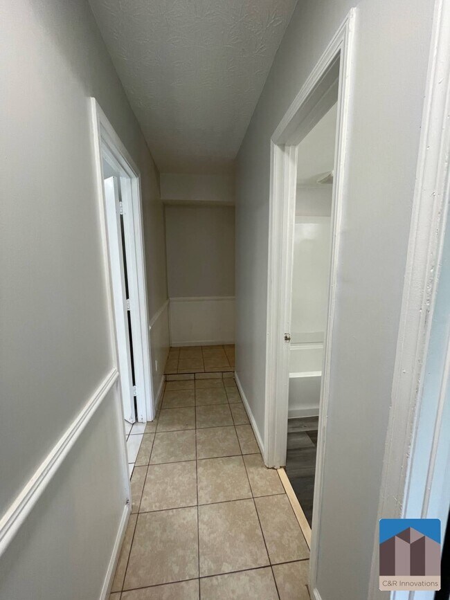 Building Photo - 1086 Riva Ridge Dr