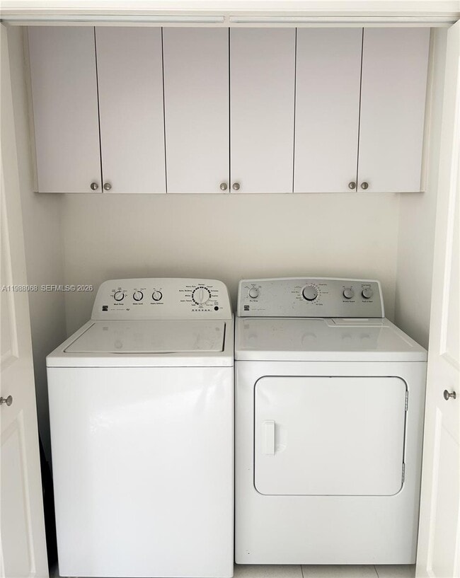 Building Photo - 2504 Alhambra Cir