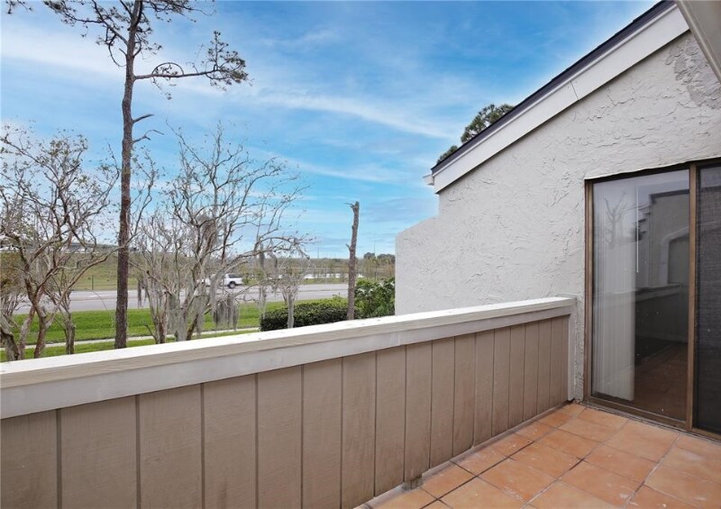 Building Photo - 5429 Vineland Rd