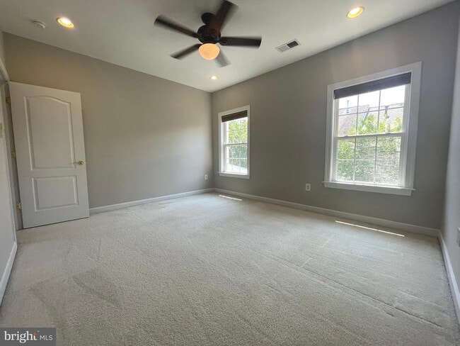 Building Photo - 11451 Fogarty Ct