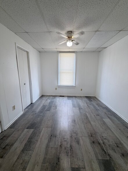 Building Photo - 116 W Woodland Ave