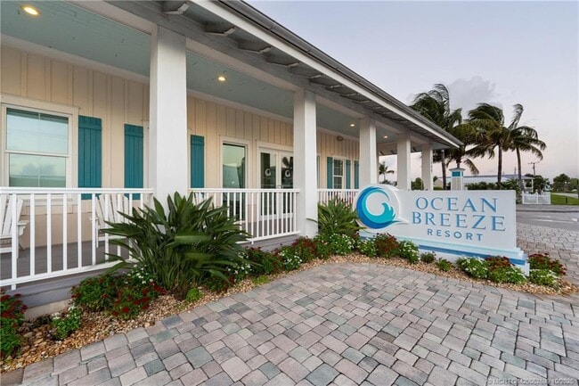 Building Photo - 159 NE Buoy Dr